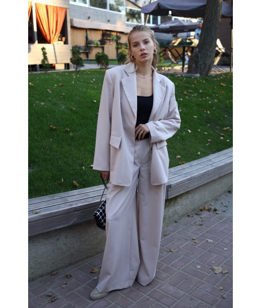 Stylish oversized suit (red, black, beige)
