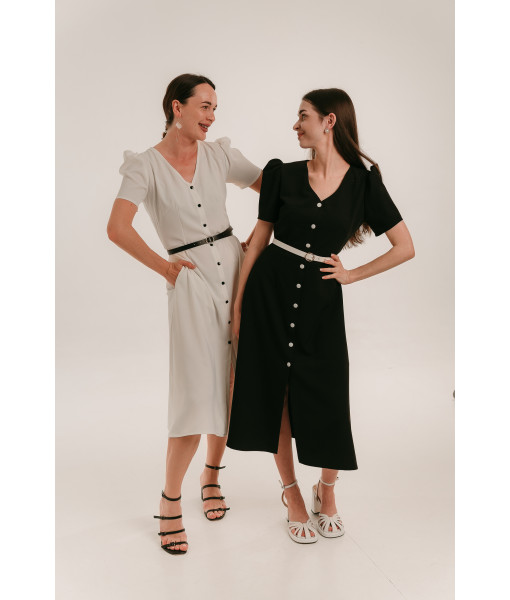 Midi dress with buttons