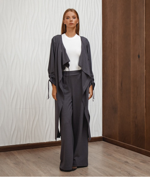 Knitted suit (cardigan and palazzo) grey