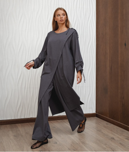 Knitted suit (cardigan and palazzo) grey