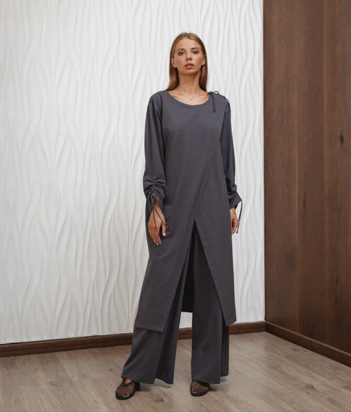 Knitted suit (cardigan and palazzo) grey