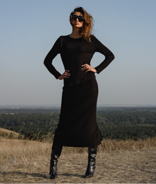 Suit with the addition of angora (black)