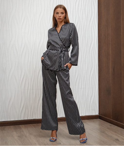 Kimono suit (blouse and pants)