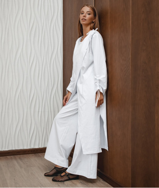 Knitted suit (cardigan and palazzo) white