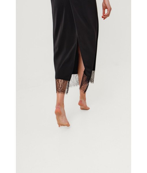 Midi skirt with lace (black)