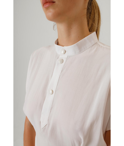 Dress with pleats 