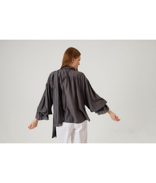 Lily of the Valley Shirt (Gray)