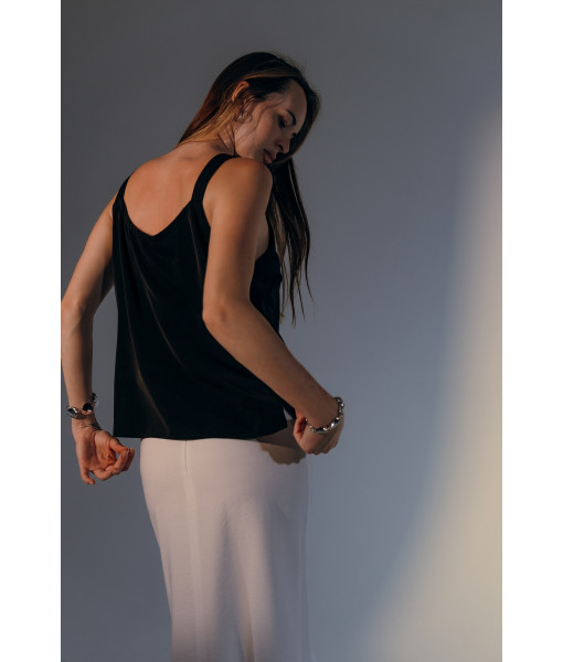 Classic crepe silk T-shirt (ivory, black)