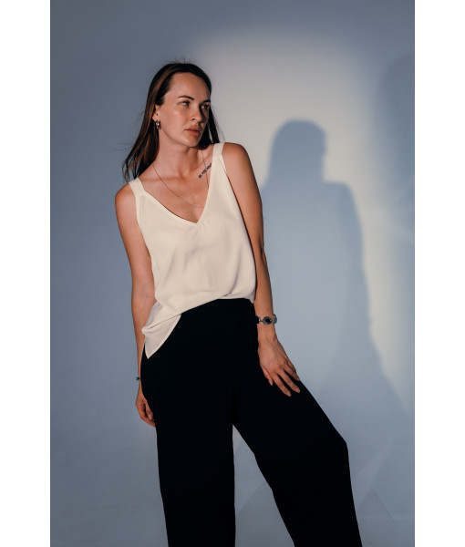 Classic crepe silk T-shirt (ivory, black)