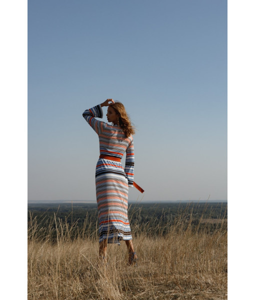 Knitted dress with a smell