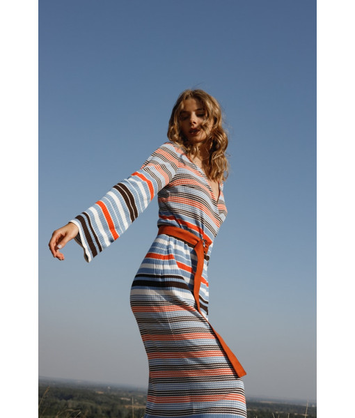 Knitted dress with a smell