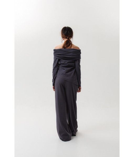 Knitted suit: palazzo and off-shoulder long (gray)
