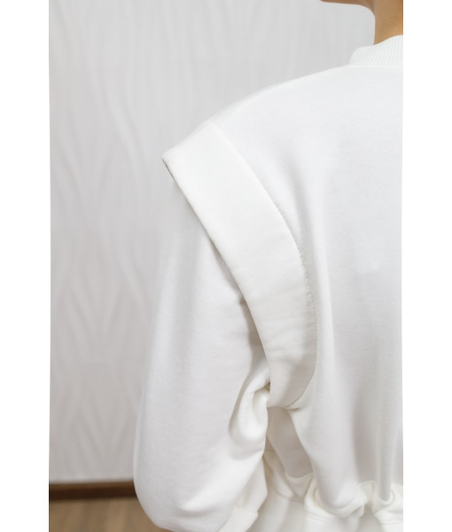 Knitted suit, palazzo pants and sweatshirt (white, black)