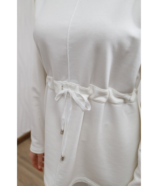 Knitted suit, palazzo pants and sweatshirt (white, black)