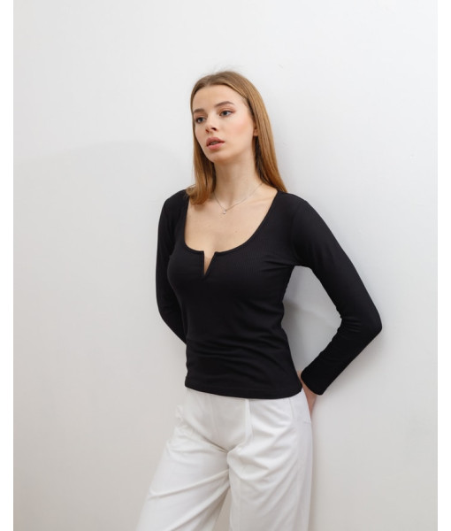 Knitted long with a cut (white, black, beige)