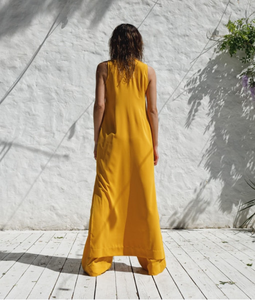 Complete look: A-line dress and flared pants (mustard)