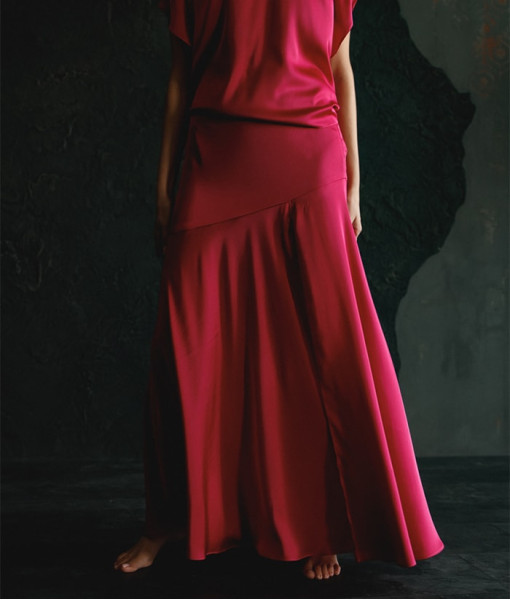 Silk T-shirt and skirt set